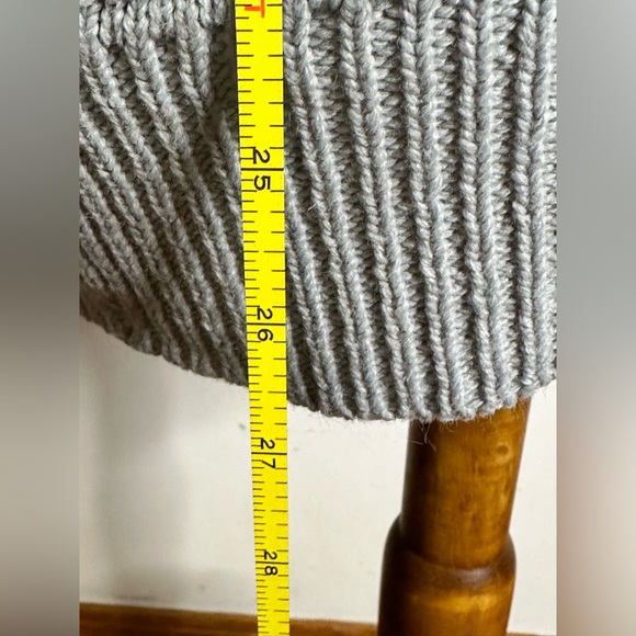 Vintage Sweater Graphix Oversized Geometric Unisex Sweater. - Picture 2 of 4